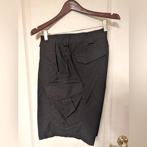 5.11 Tactical Stryke Black Mens Cargo Shorts Size: 38
